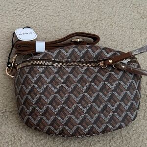 St Barry Brown Patterned Crossbody Fanny pack